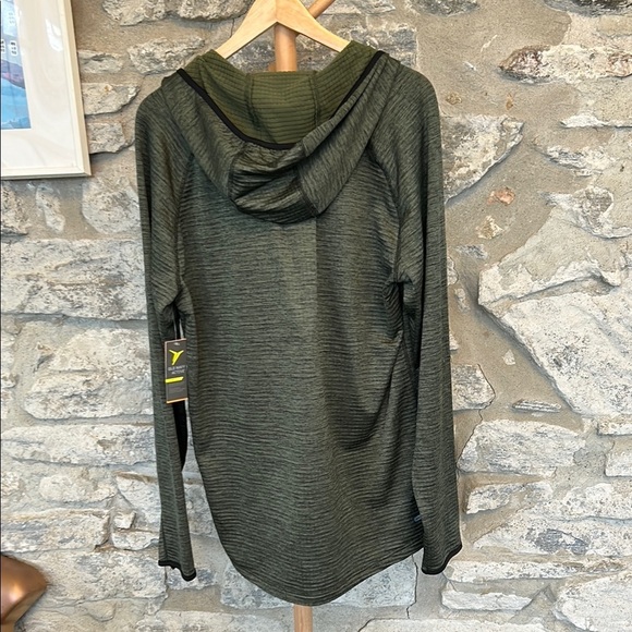 Green Quarter-Zip hoodie - Picture 3 of 6